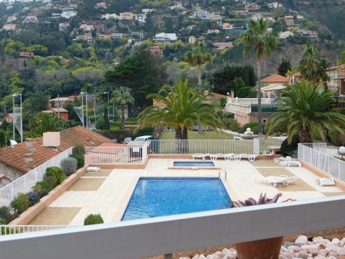 Uitzicht, Baie de la Mediterranee in Theoule-sur-Mer