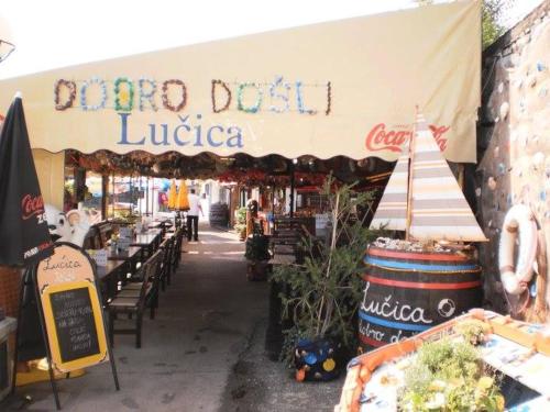 Strand, NEW Apartman Ziganto Z near the beach with terrace in Ičići