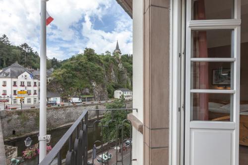Hôtel - Restaurant " Victor Hugo" 5