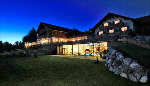 Hotel Auf der Gsteig GmbH - 숙소 외관