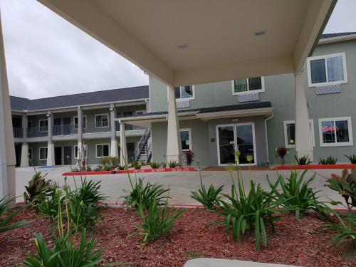 Scottish Inns & Suites - Crosby in Crosby, USA