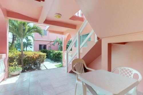 Caribe Island Studio #2