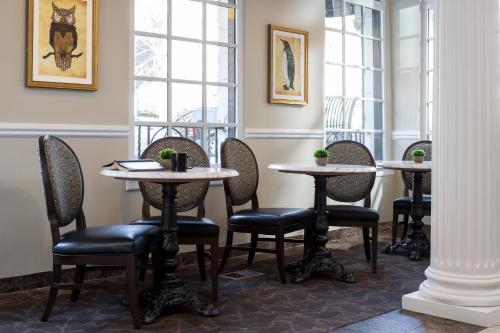 The Willows Hotel in Chicago, USA
