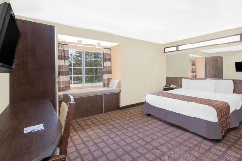 Microtel Inn & Suites by Wyndham Franklin in Franklin, USA