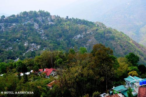 Hotel Aashiyana