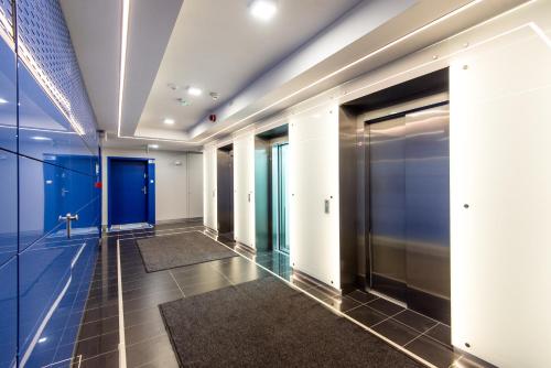 Premium Two-Bedroom Apartment image 8