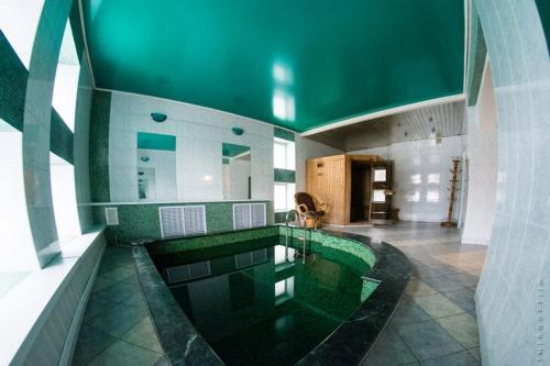 Gostevoy Dom Hotel - image 11
