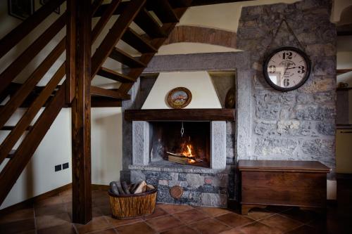 Ca' Baetti B&B Antico Borgo - Tap to explore photos