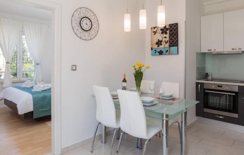 Apartments CenterLink 2