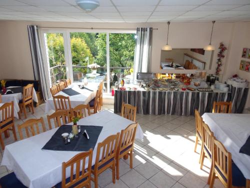 Restoran, Pensjonat Willa Edyta in Mragowo