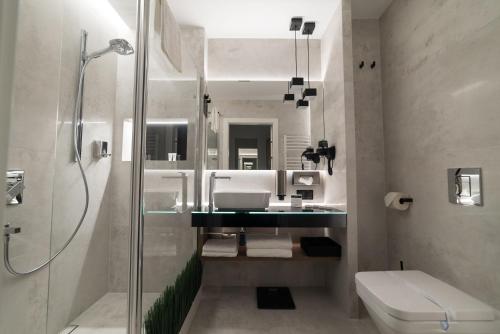 3 bedrooms, 5 beds