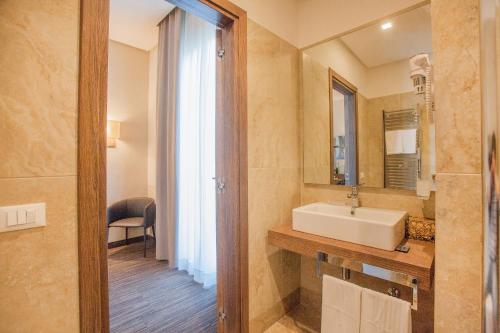 B&B Dimora San Felice, Neapel (Foto 8)