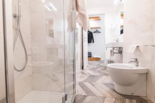 Eccelso Hotel - image 11