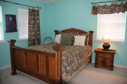 PINKADOT - Four Bedroom Home Port Aransas (TX)