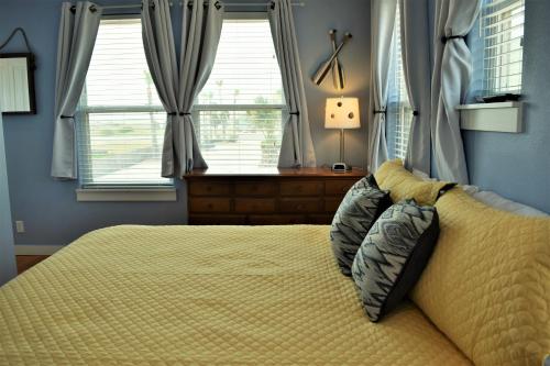 17 Royal Palms - Three Bedroom Home Port Aransas (TX)
