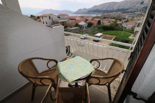 Apartment Licia with Terrace in Baška