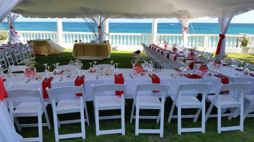 Whispering Bamboo Cove Resort