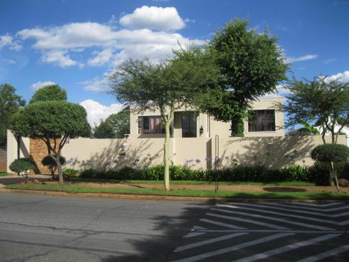 

Eaglesnest on 110 3rd Street