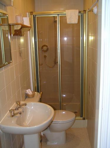 Hillside Bed & Breakfast Room Type - Small Double Room