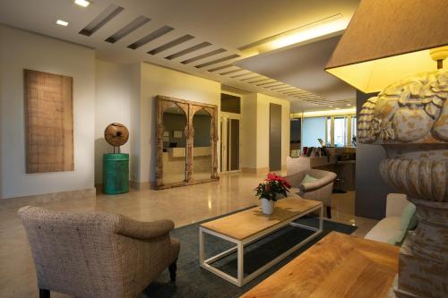 Suites Puerto Sherry - image 9
