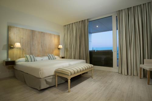 Suites Puerto Sherry - image 11