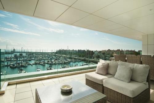 Suites Puerto Sherry - image 2