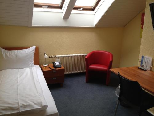 Hotel Bären Suhr - image 7