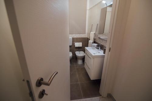 Via Vittorio Emanuele Apartment - image 2