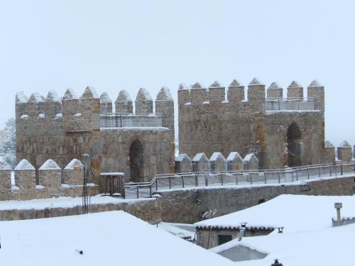  VuT Los Telares Muralla in Ávila