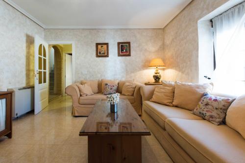 La Casa de la Vieja - image 9