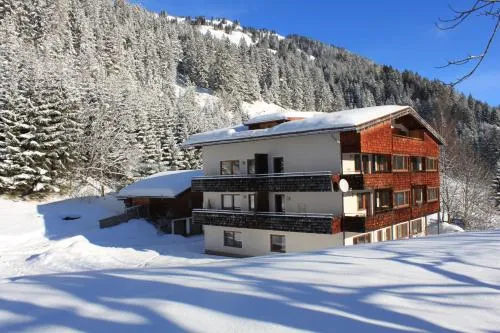 WOLF RETREAT Apartments im Lechtal in Bach, Österreich