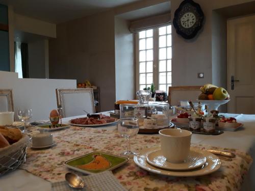 Ēdiens un dzērieni, Chateau Le Colombier in Brevands