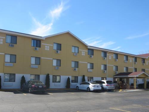 Super 8 by Wyndham Mundelein/Libertyville Area in Mundelein, USA