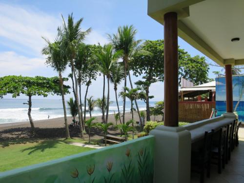 Suasana persekitaran, Surf Inn Hermosa in Jaco
