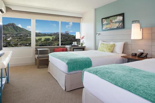 Queen Kapiolani Hotel - image 11