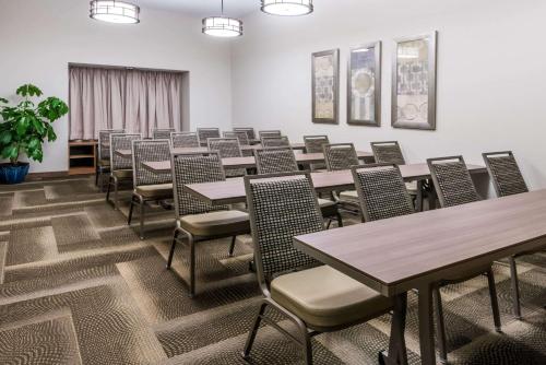 Microtel Inn & Suites by Wyndham - Penn Yan in Penn Yan, USA