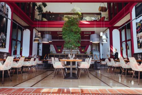 Domaine Riberach - Restaurant étoilé - Spa - Piscine naturelle - Vignoble bio