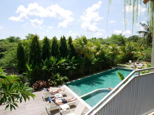 Padang Padang Inn