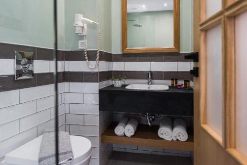 Harismari Cozy Hotel - image 6