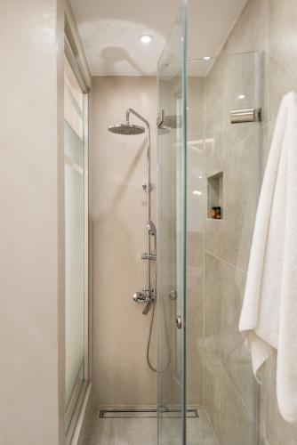 Harismari Cozy Hotel - image 8