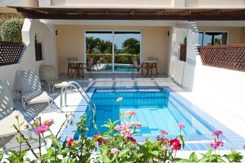 Vantaris Palace Room Type - Junior Suite with Private Pool