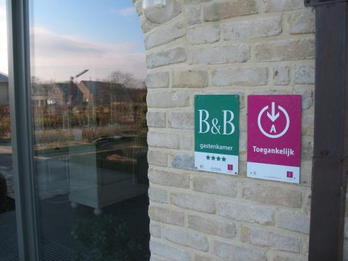 Instalaciones, B&B La Vie En Roses in Aalst