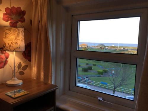 Small Double Room with Sea View  image 4