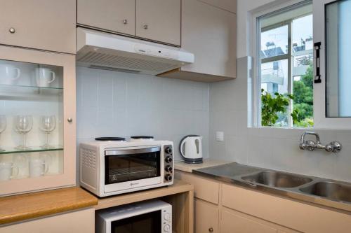 51m² Flat in Vouliagmeni