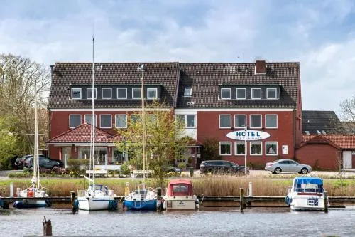 An't Yachthaven in Harlesiel, Deutschland