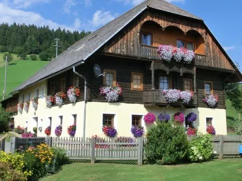 Kniebergerhof in Liebenfels, Österreich