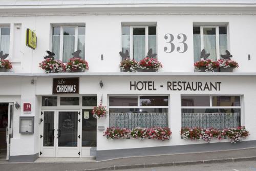 . Logis Hôtel le Chrismas