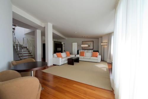 Eden Rock Resort - image 3