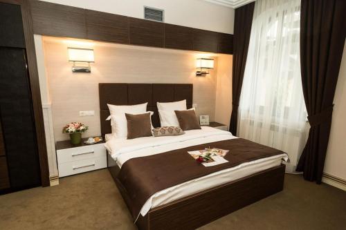 Park Hotel Warshawskiy - image 12