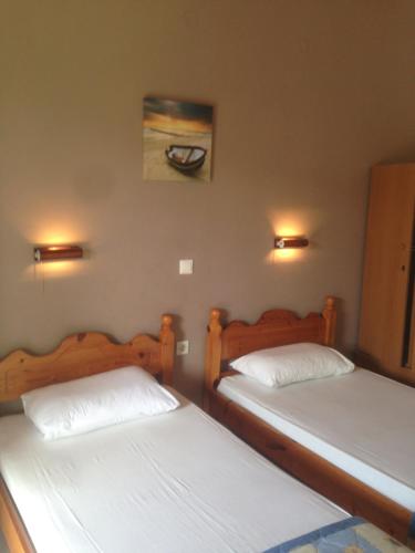Hebes Studios, Kavos (Foto 9)